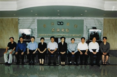 2001年6月1日，时任副省长叶荣宝等领导来公司检查指导“三个代表”学教活动
