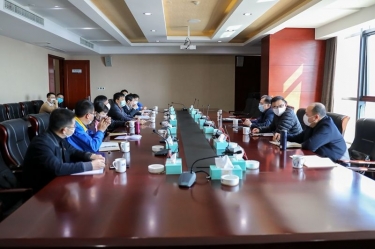 嘉兴市委副书记王涛一行调研金彩汇官网纸业