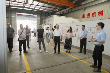 实地观摩促交流 技能赋能助发展 | 山东省淄博市淄川区总工会党组成员、副主席冯进明一行莅临金彩汇官网纸业调研交流